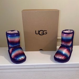 Ugg toddler size 9c